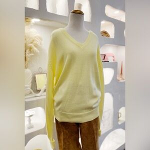 Vintage Light Yellow V Neck Men’s Soft Acrylic Lightweight Sweater